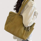 Olívia - Bolsa de Ombro de Veludo
