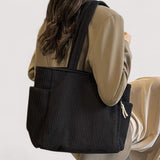 Olívia - Bolsa de Ombro de Veludo